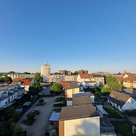 Messeblick - Lift Parkplatz - Contaktless Check In Appartement Hannover Buitenkant foto