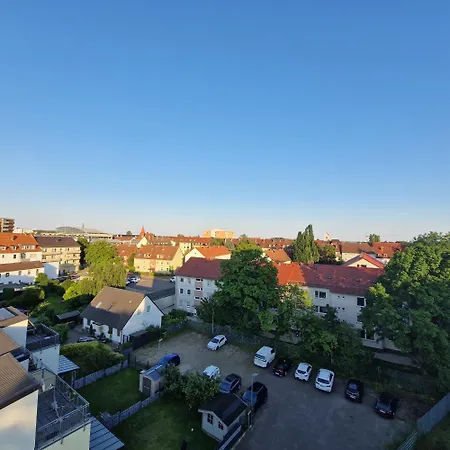 Messeblick - Lift Parkplatz - Contaktless Check In Appartement Hannover Buitenkant foto